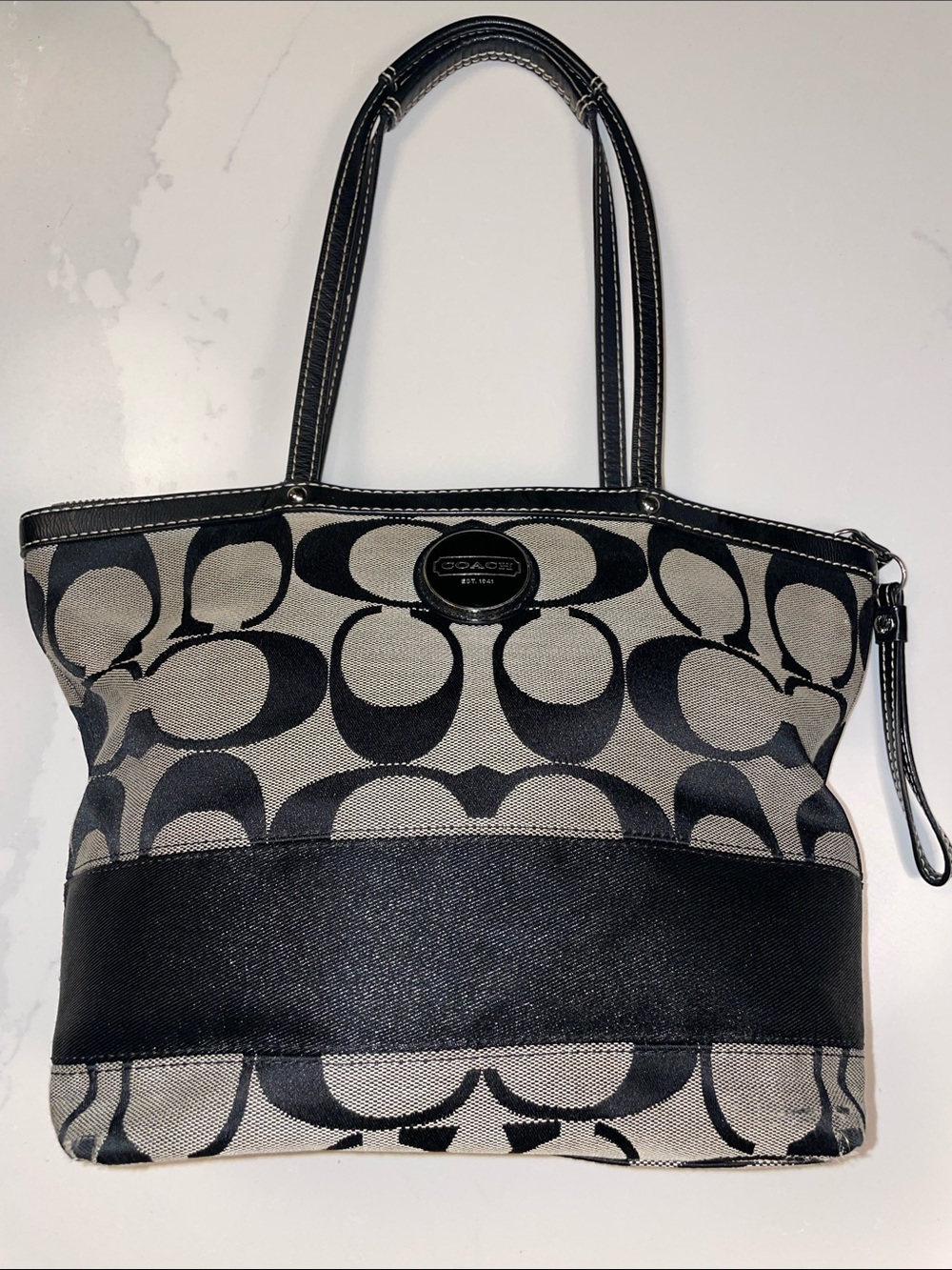 Coach F15112 Signature Tote Black/Gray Shoulder Bag